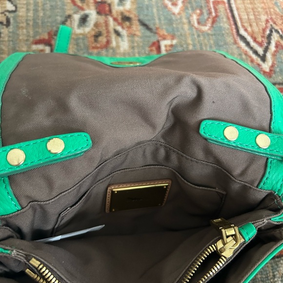 J. Crew Vibrant Green Crossbody Bag - Picture 5 of 6